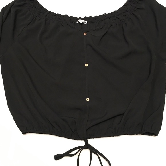 Fashion Nova Off The Shoulder - Picture 4 of 6